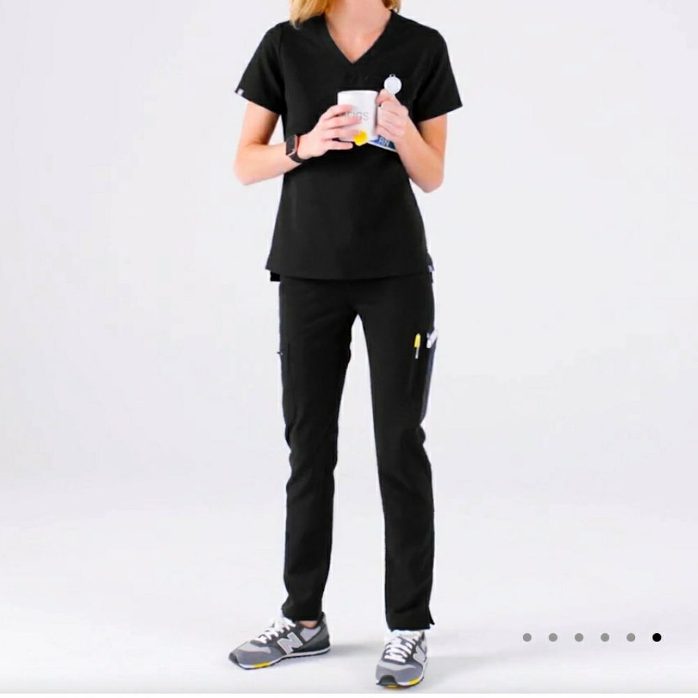 FIGS / Yola  / XS  / Black